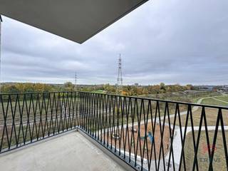 ANDERLECHT: Vlakbij het Erasmusziekenhuis en alle voorzieningen, eerste bewoning, mooi appartement met 2 slaapkamers van +/- 87 m².Op de 3e...