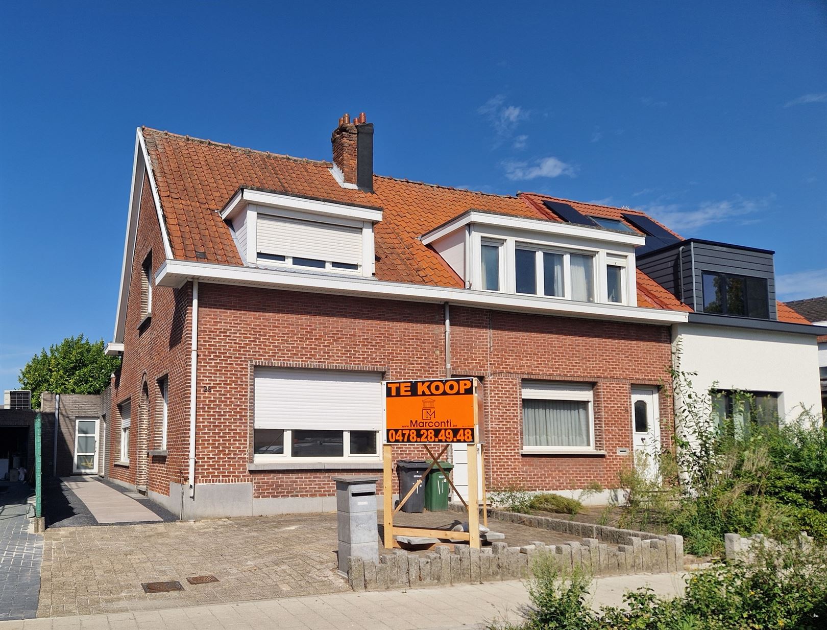 House for sale in Aartselaar