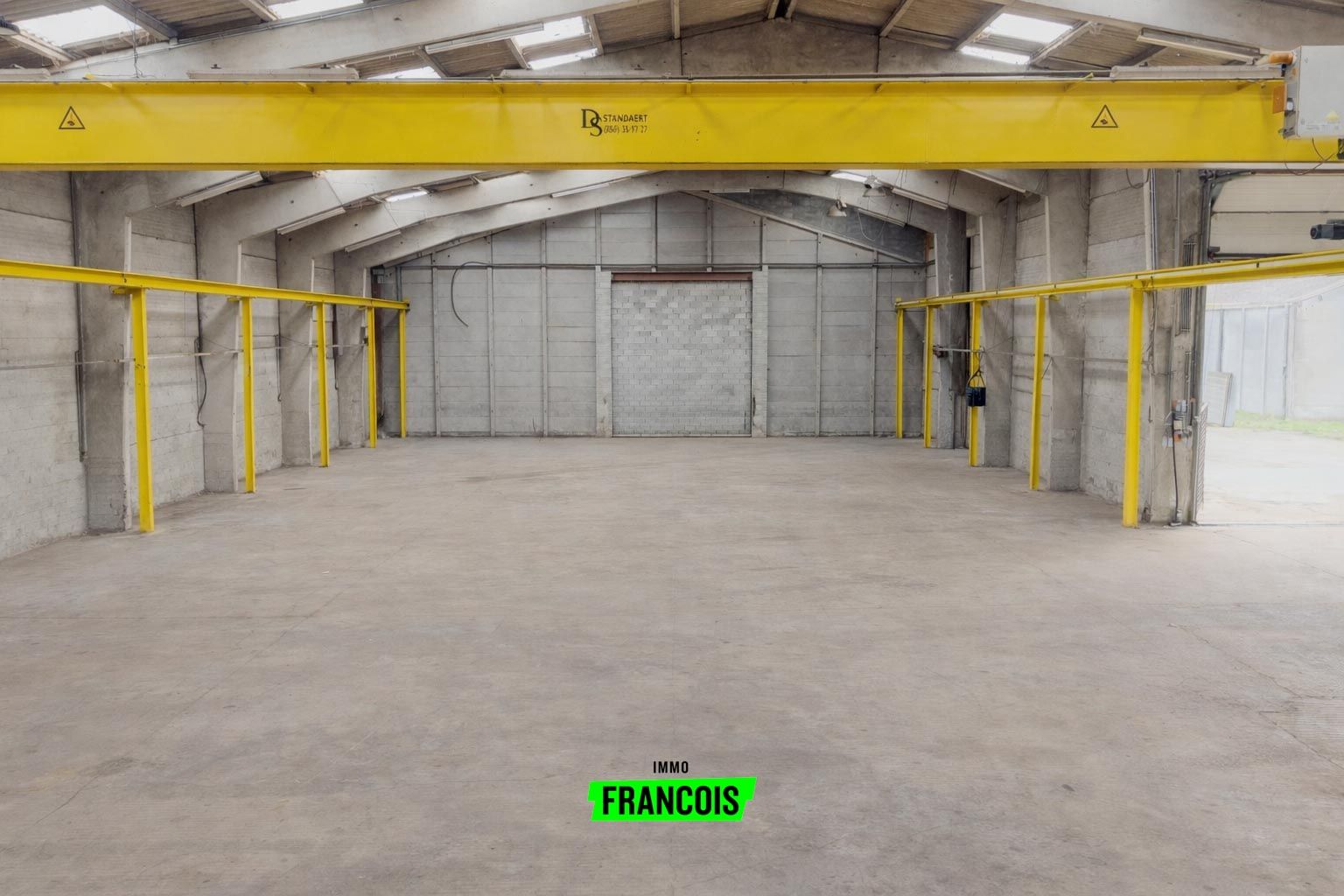 Te koop: ruime loods van 1.000 m² in Werken bij Diksmuide – commercieel vastgoed - foto 2
