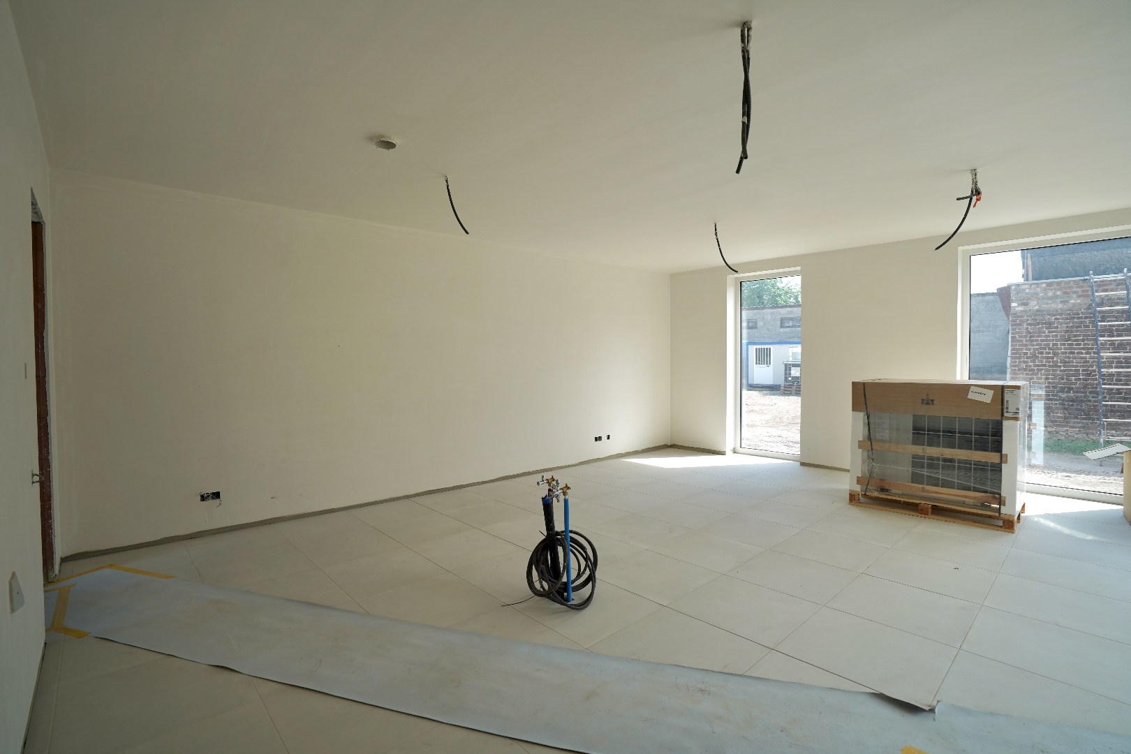Moderne gezinswoning met 4 slaapkamers en tuin - foto 5