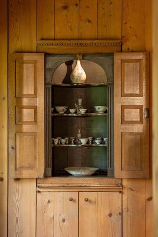 Exclusive Axel Vervoordt villa in Vriesdonk Reached via an elegant driveway, you are welcomed by a majestic magnolia before arriving at...