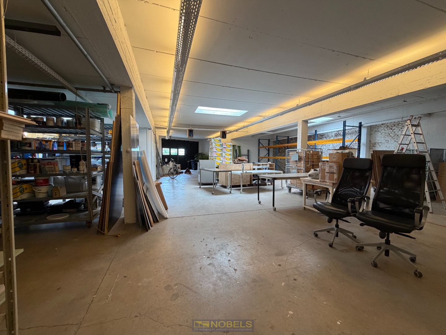 Strategisch gelegen magazijn / atelier / showroom in centrum Aalst - foto 5