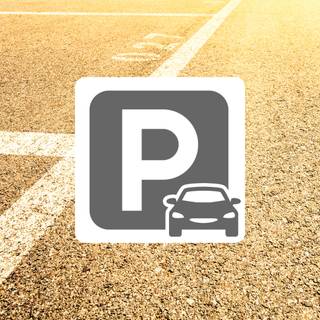 <ul>
<li>Parking ouvert;</li>
<li>Dimensions : 5,00 m x 2,66 m;</li>
<li>Disponible immédiatement;</li>
<li>Proche du marché de Middelkerke;</li>
<li>Loyer à payer par an = 950€</li>
</ul>