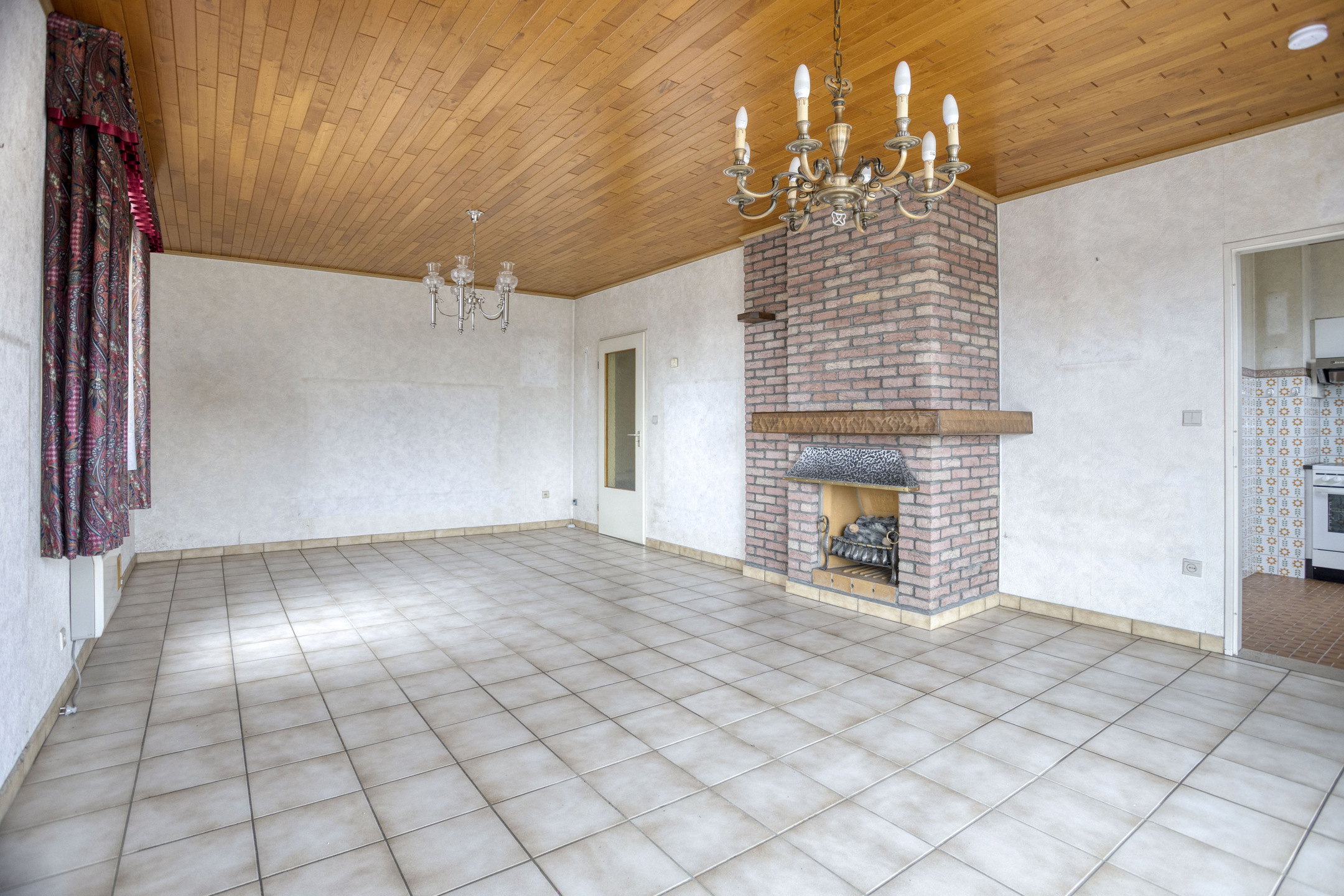 Te renoveren appartement met 3 slaapkamers - foto 5