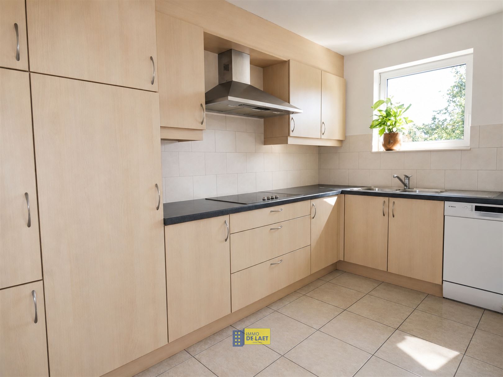 Appartement met twee slaapkamers en riant terras - foto 5