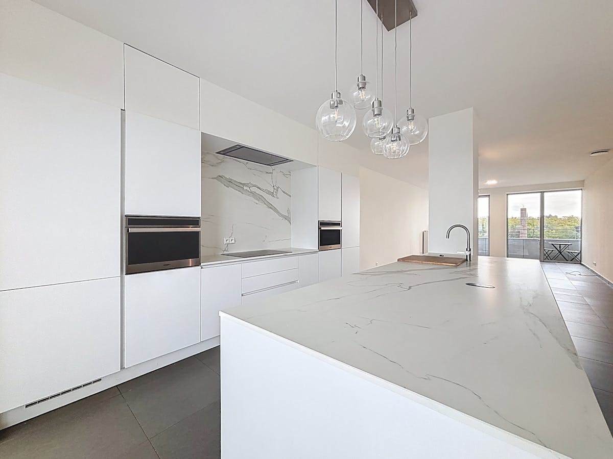 Lichtrijk appartement met 2 slaapkamers te huur in Gent - foto 3