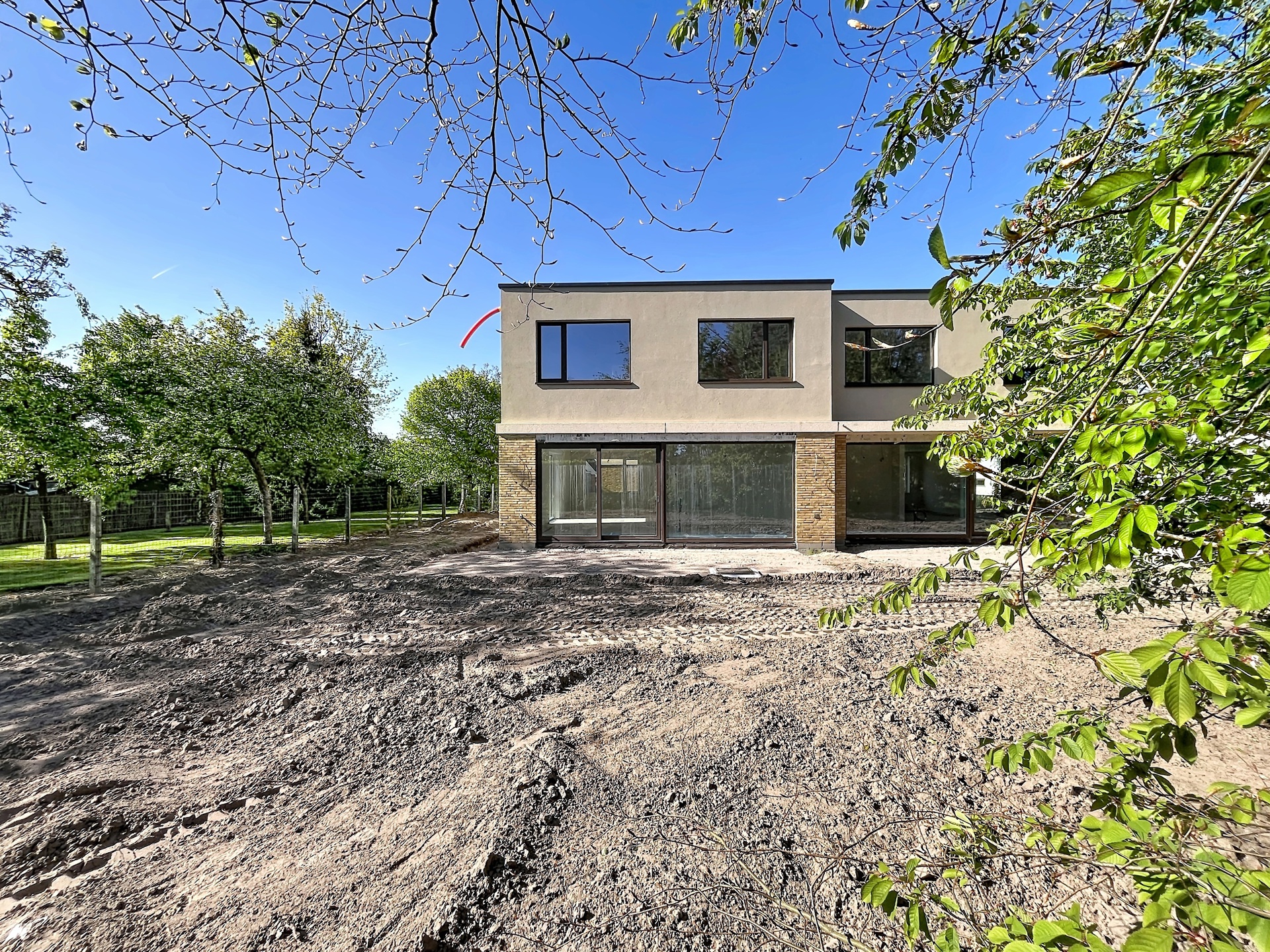 Halfopen nieuwbouwwoning met 3 slpk, nabij centrum Wetteren - foto 4