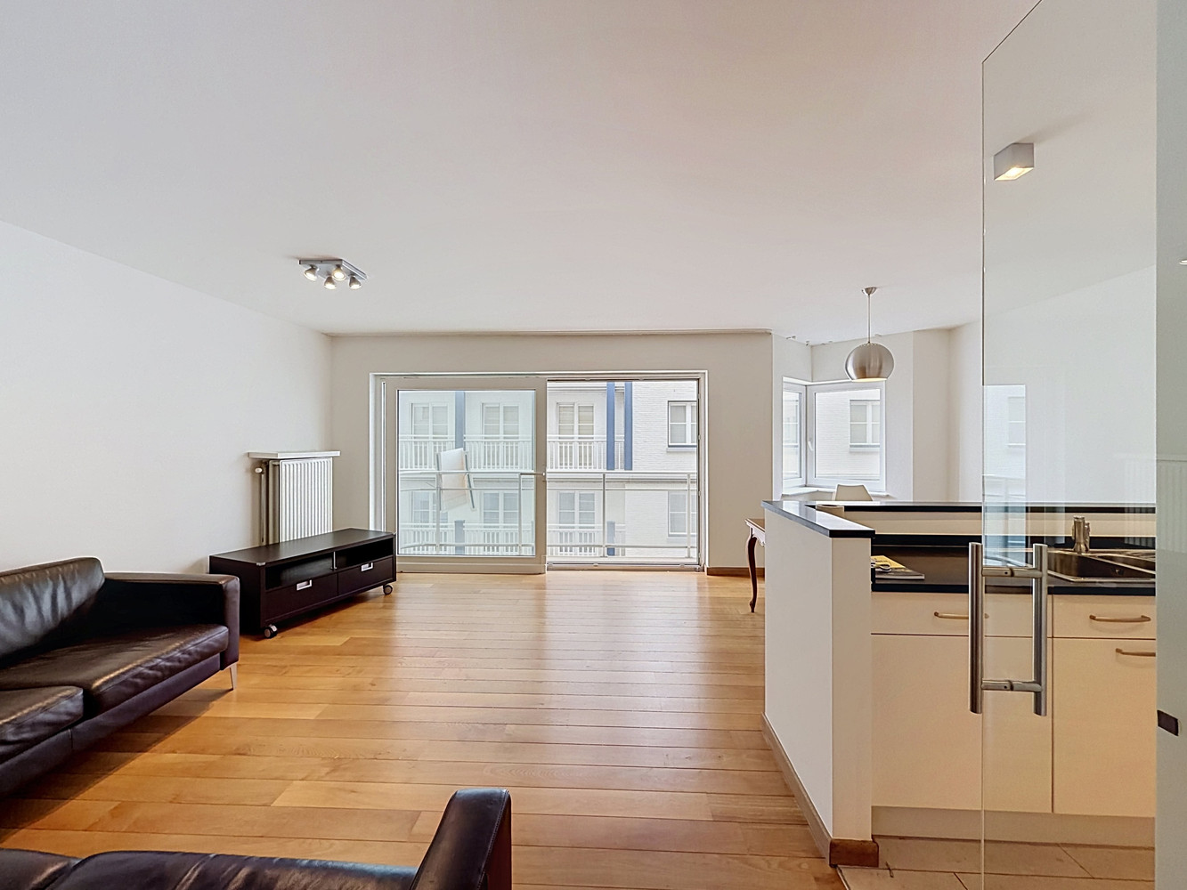 Apartment for rent in Knokke-Heist with 2 bedrooms - photo 5