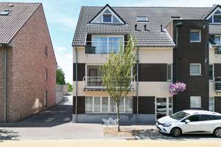 Landbergh bezoekdag op donderdag 7 augustus tussen 16u en 17u30? (op afspraak)Dit lichtrijk appartement met een oppervlakte van 92m² is gelegen op de...
