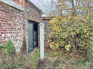 Deze woning ligt in het pittoreske kunstdorp Watou. De woning is totaal te renoveren en mag niet gesloopt worden. In de buurt vindt u...
