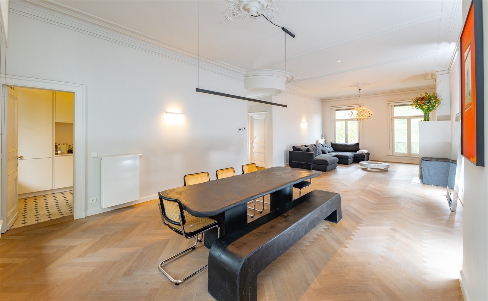 Zuid ∣ Appartement rénové avec goût et doté d'une grande terrasse - photo 2