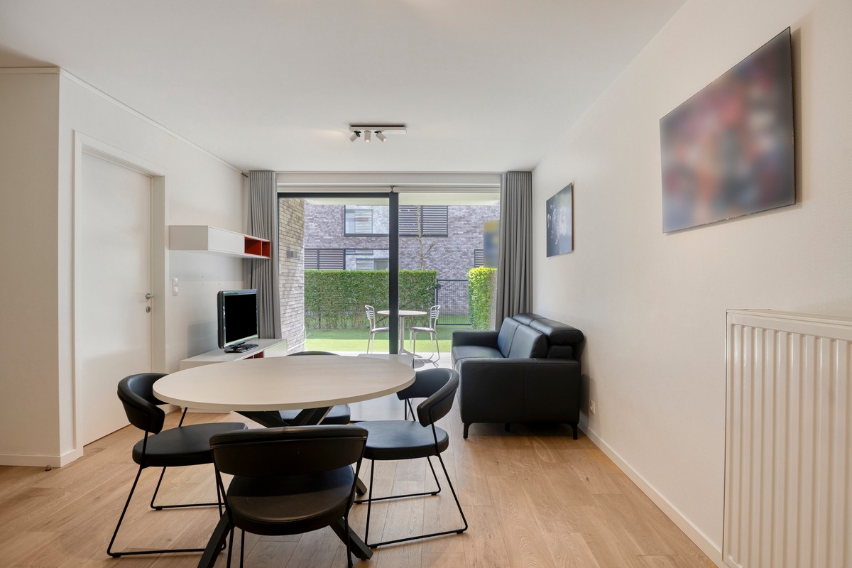 Moderne, gelijkvloerse assistentiewoning op een rustige ligging én hoogwaardig afgewerkt! - foto 4
