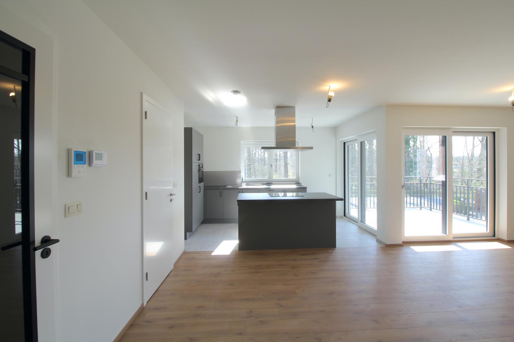 Nieuwbouwappartement (1ste V) met 2 slaapkamers en zonneterras - foto 4