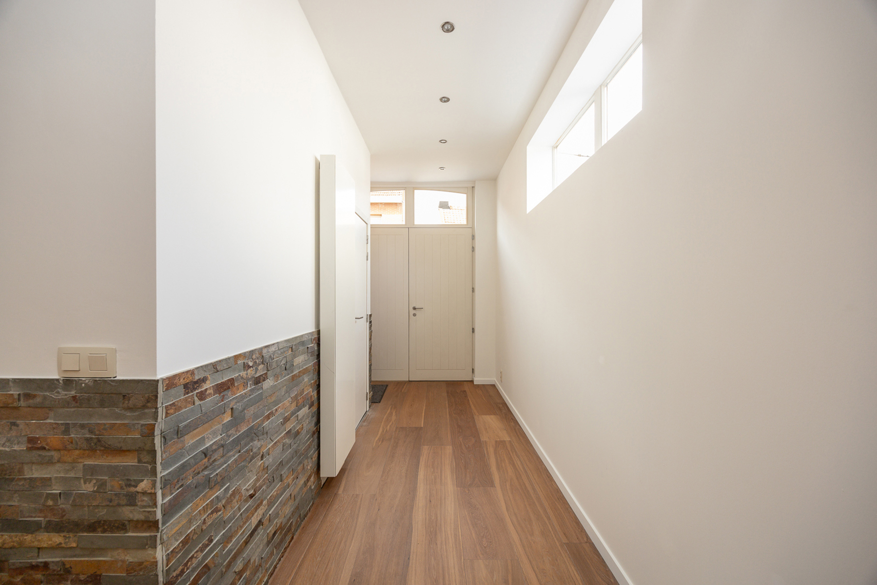 INSTAPKLARE WONING MET VERRASSENDE DETAILS - foto 2
