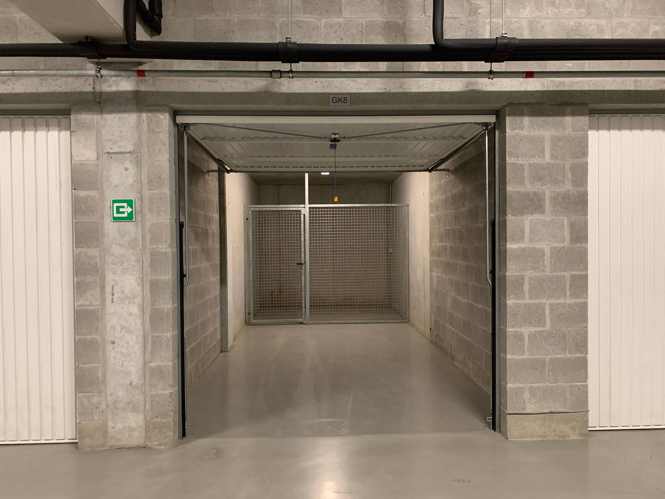 Ondergrondse garagebox met aparte (fietsen)berging te Brugge - foto 2