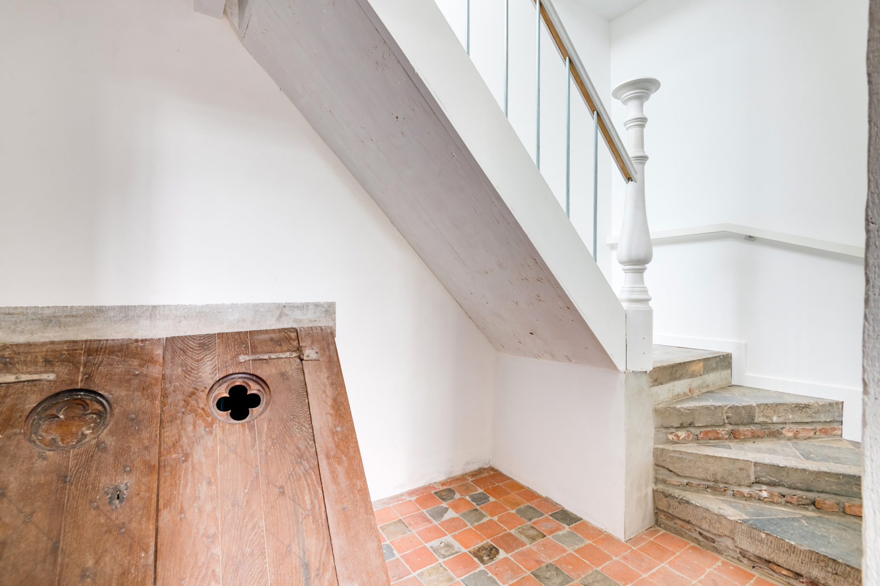 Volledig gerenoveerd appartement op toplocatie in Ekeren! - foto 4