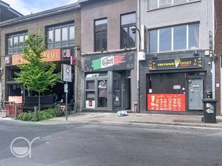 OPGELET: om dit pand te huren of bezichtigen vragen wij steeds eerst een virtueel bezoek te brengen aan het pand. Ga hiervoor naar www.rosseel.be en vul de referentie O308CP in in het veld ‘zoek’ bovenaan rechts. Kies dan ‘360°’. De website helpt je nu verder voor de volgende stappen.<br /><br />Dit appartement is gelegen dichtbij Gent-Sint-Pieters en bestaat uit een leefruimte met kitchenette, een badkamer met douche en toilet en een slaapkamer<br />Onmiddellijk beschikbaar. EW apart.