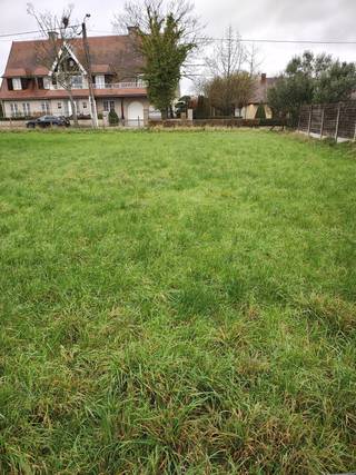 STER Immobiliën biedt u 2 loten aan voor een open bebouwing residentieel gelegen te Meldert. LOT 1 bestaat uit een oppervlakte van 4a 11ca met...