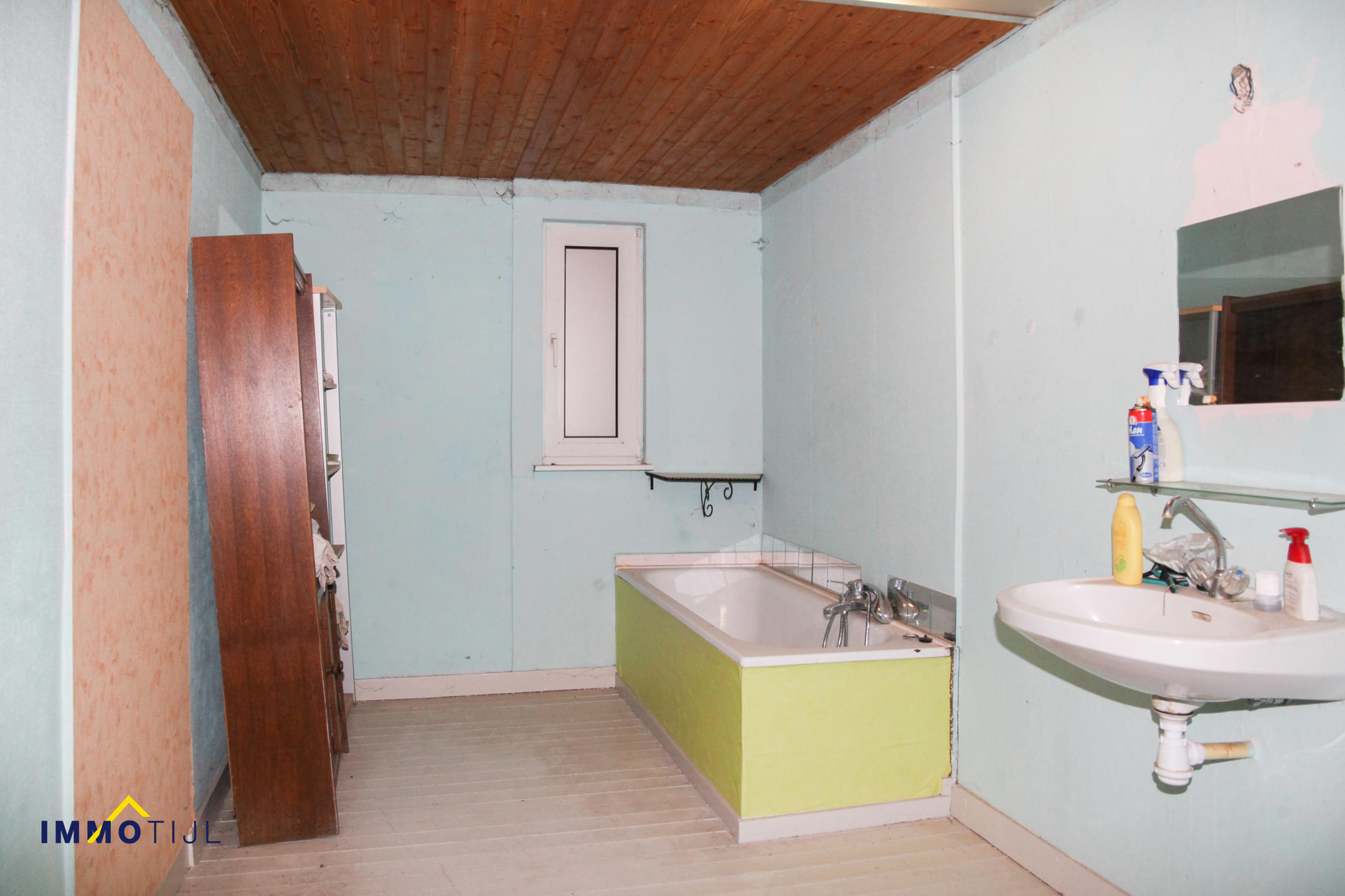 Ruime, volledig te renoveren woning met tuin te Moorsel!  - foto 4