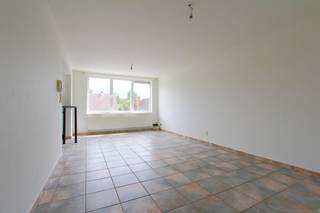 Appartement op een eerste verdieping met 2 slaapkamers en terras te huur in Boom.Indeling :- woonkamer- open uitgeruste keuken- berging...