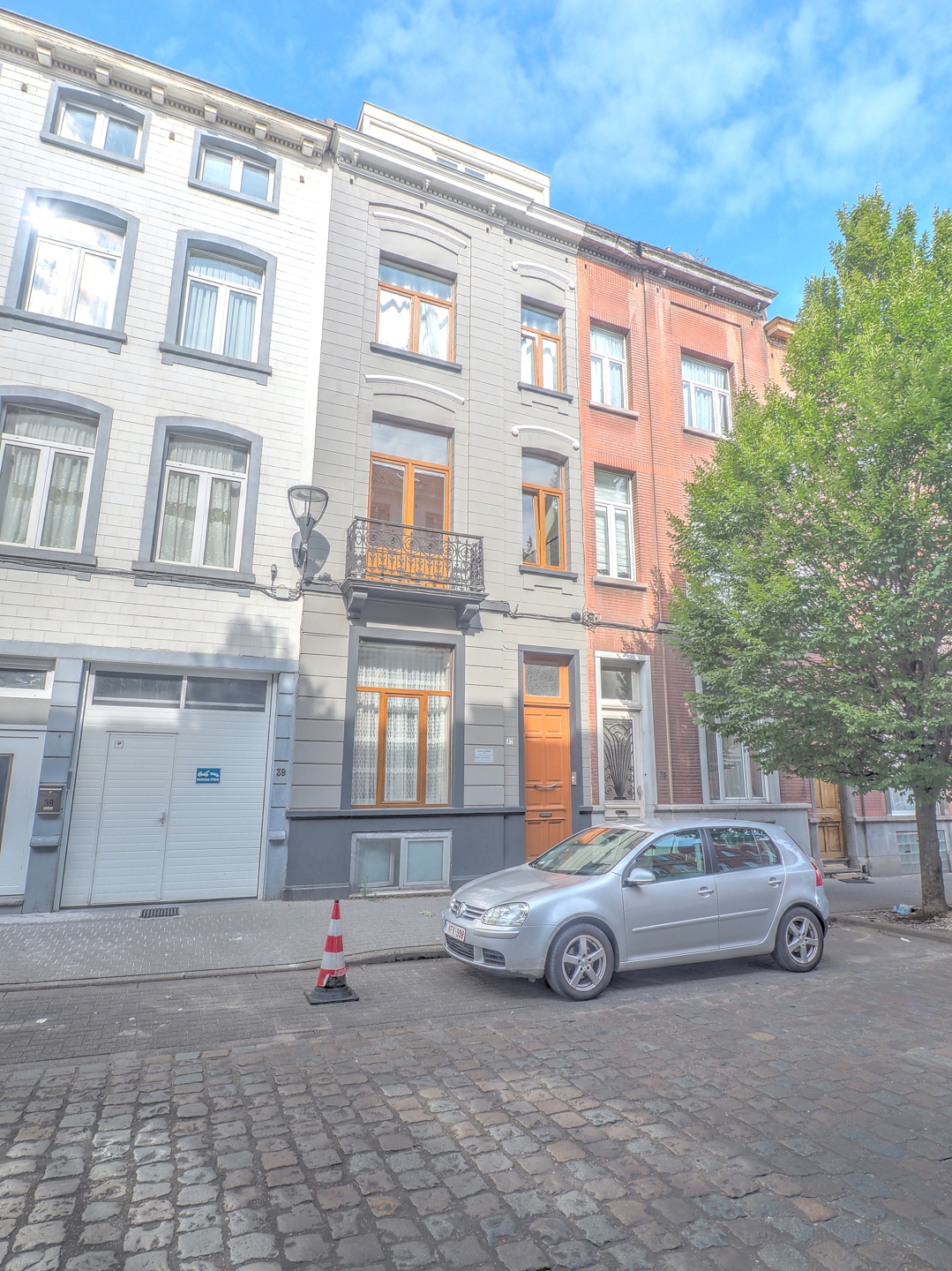 Huis verdeeld in 3 huurappartementen! - foto 2