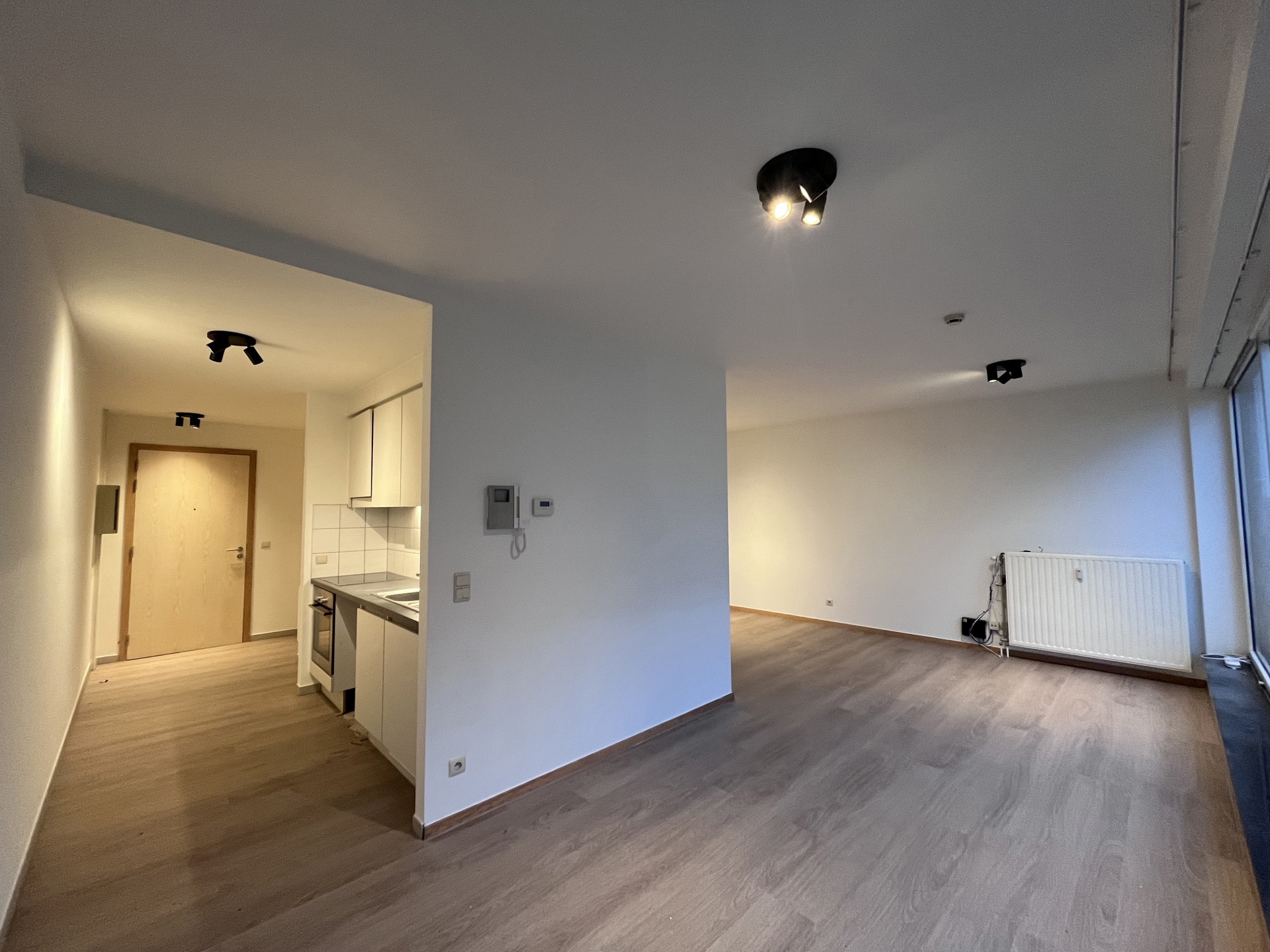 Appartement à louer à Anvers avec 1 chambre - photo 2
