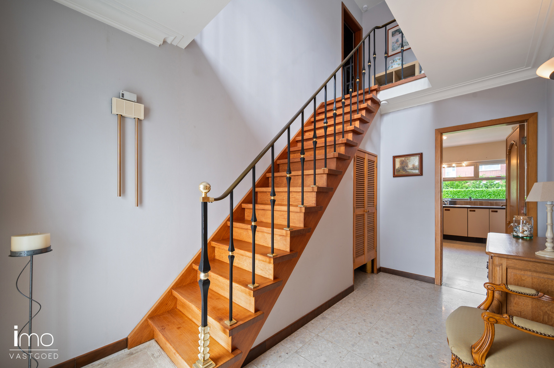 Te renoveren halfopen woning in doodlopende straat - foto 4