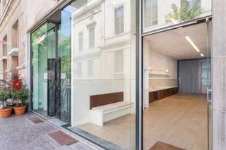 Cet immeuble commercial d'environ 100 m² situé au rez-de-chaussée se trouve dans l'Orgelstraat, en plein centre du quartier le plus branché...