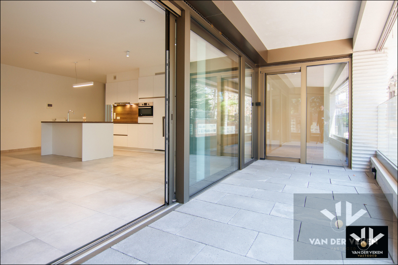 SERVICEFLAT 2 SLPK 2 BADK PAL IN CENTRUM HASSELT - foto 4
