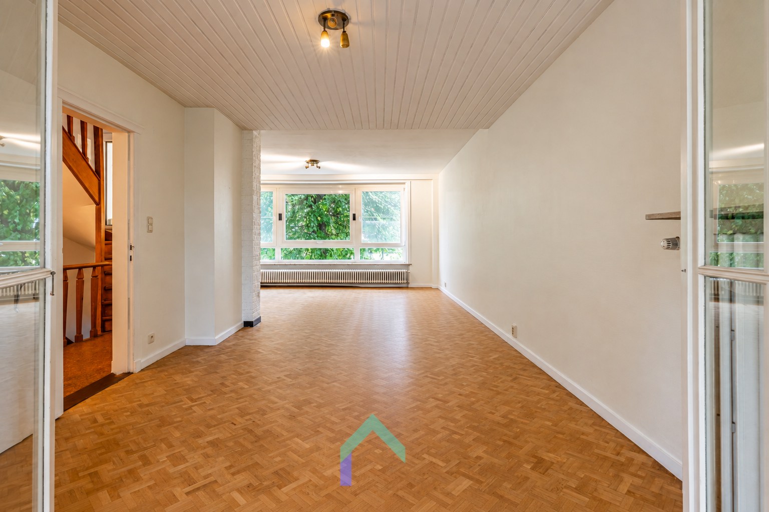 Ruime woning met karakter en mogelijkheden op gegeerde locatie in Gent - foto 5