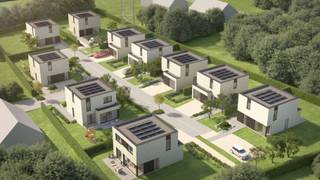 <p>immo DAVID stelt voor: een kleinschalig nieuwbouwproject met 10 stijlvolle open woningen, gelegen in een doodlopende straat. Hier woon je rustig, veilig en met maximale privacy, omgeven door een prachtige bosrijke omgeving. Elke woning combineert moderne architectuur met duurzame technieken zoals een warmtepomp, zonnepanelen en energiezuinige vloerverwarming. Dankzij de ruime tuin, wadi’s en natuurlijke waterafvoer geniet je van een groene, ontspannen leefomgeving waar comfort en ecologie hand in hand gaan.</p>
<p>Binnenin zorgt de lichtrijke leefruimte met open keuken voor een warme, open sfeer. De praktische berging en dubbele oprit bieden extra gemak in het dagelijks leven. Op de bovenverdieping vind je drie comfortabele slaapkamers en een stijlvolle badkamer met bad, inloopdouche en dubbele lavabo.</p>
<p>De ligging is ideaal: een vlotte verbinding met de Ring rond Brussel en de Ninoofsesteenweg, terwijl je toch geniet van de rust van een doodlopende straat. Hier woon je ruim, energiezuinig en in harmonie met de natuur – perfect voor wie modern comfort zoekt in een groene, bosrijke buurt.<br /><br /><span>Prijs inclusief kosten: Sleutel-op-de-deur afwerking, grond, notariskosten, registratierechten, BTW, architect en veiligheidscoördinatie zijn inbegrepen !</span></p>