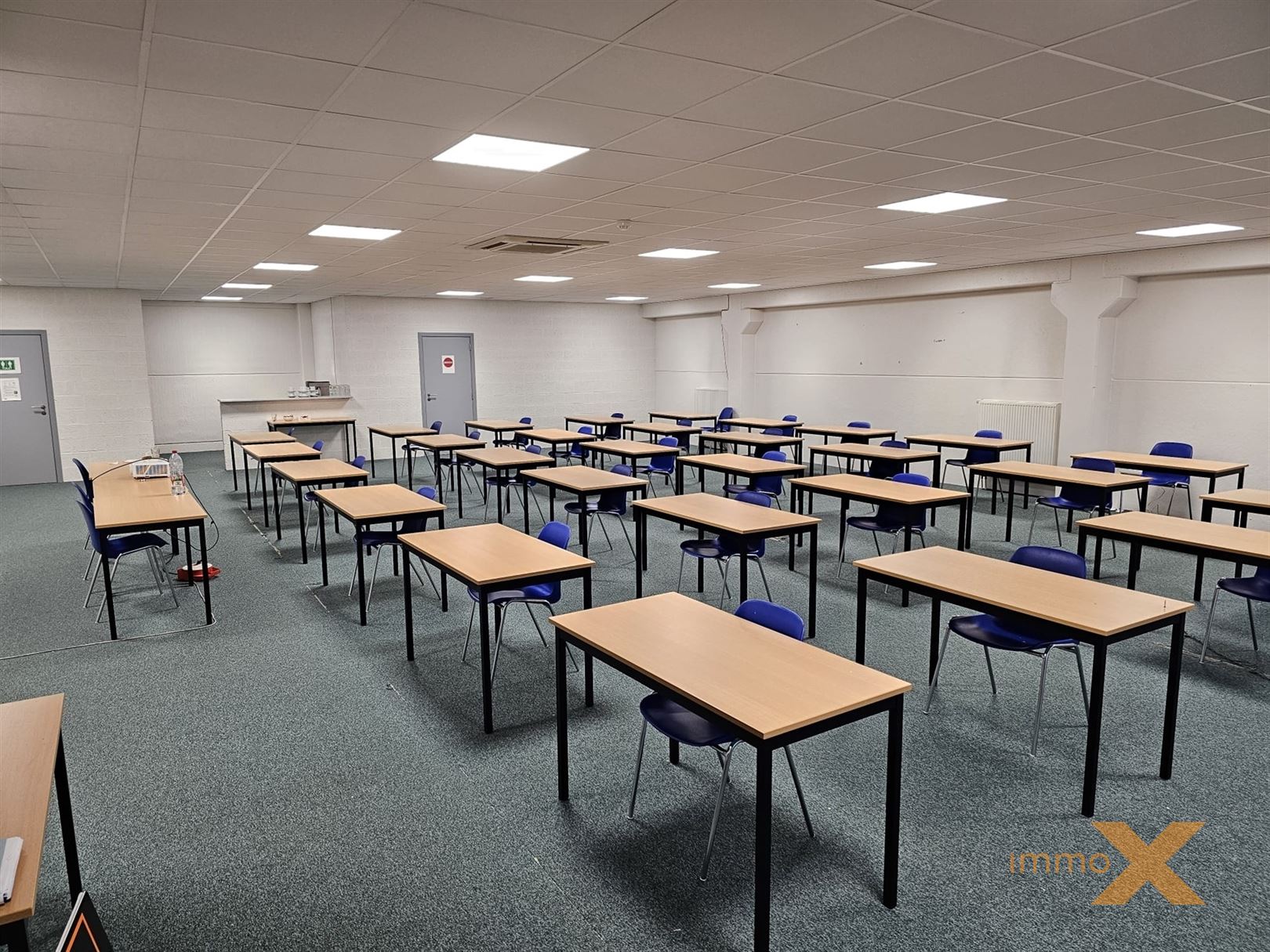 Commercial à louer à Gand - photo 3