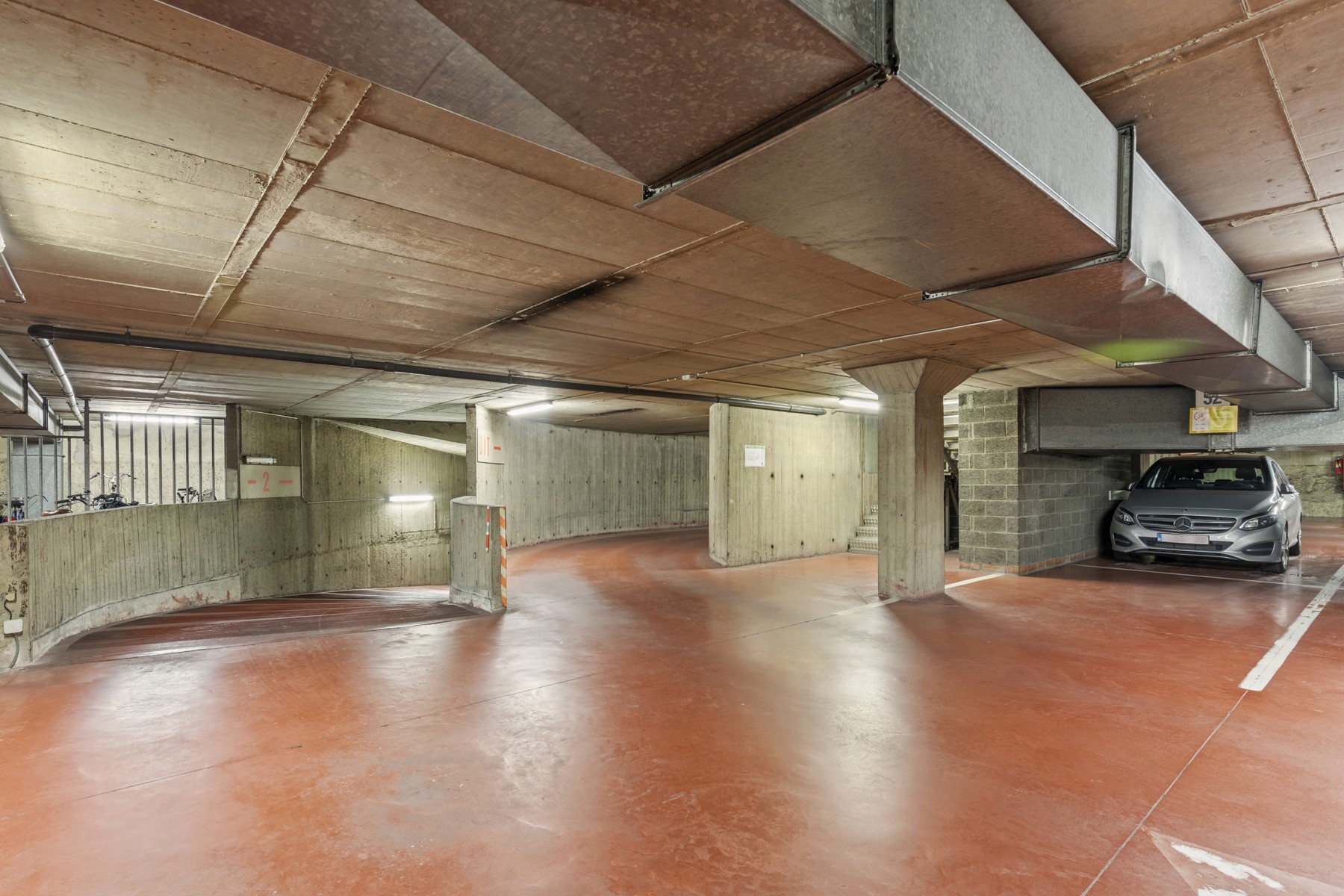 Garage for sale in Sint-Niklaas - photo 3