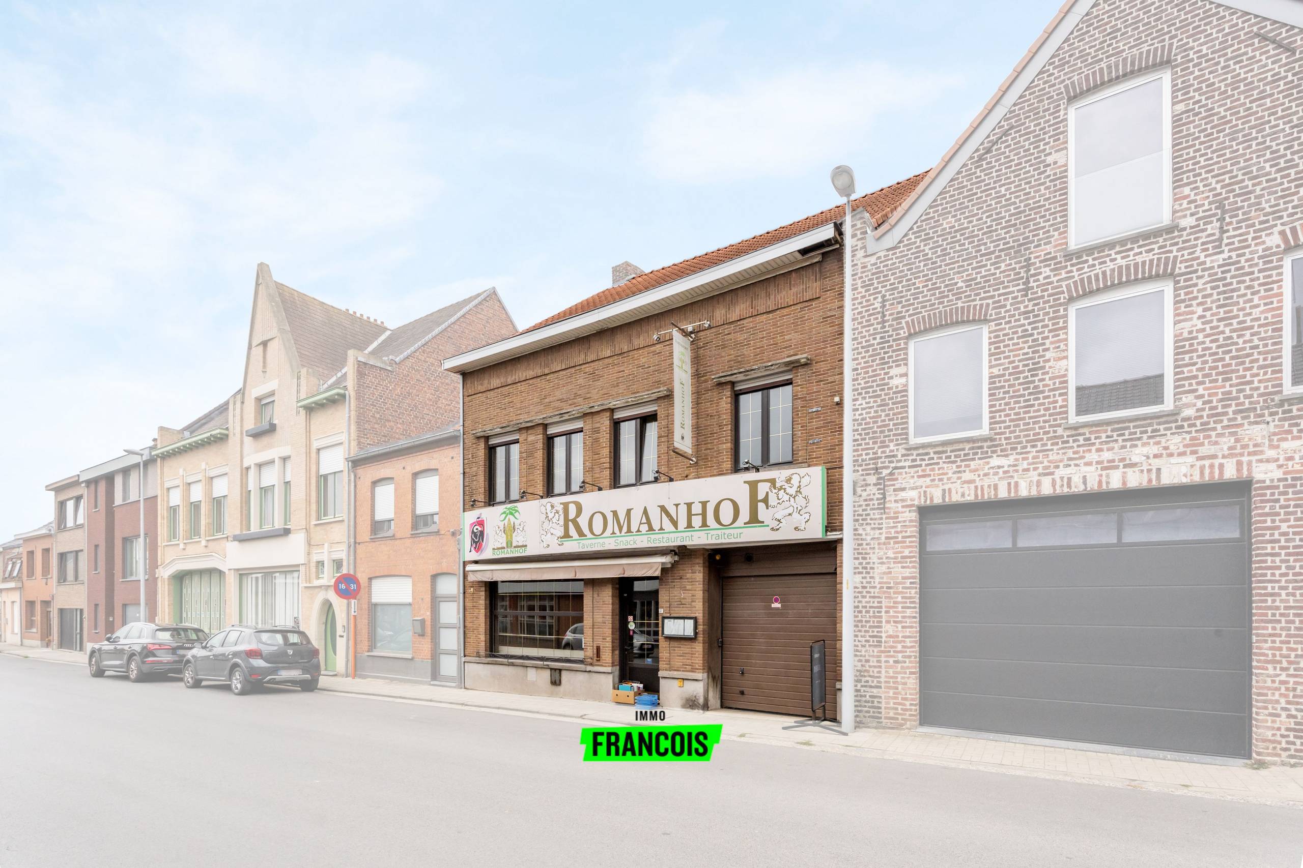 Ruime woonst en handelspand te koop in hartje Poperinge - foto 3