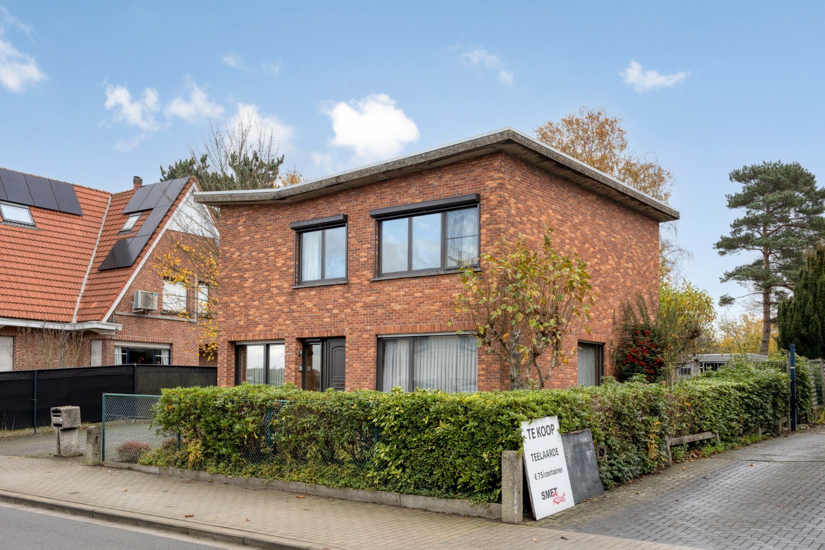 TOPPER! Ruime woning met 3 slpks, bureel, veranda en magazijn op grote grond. - foto 3