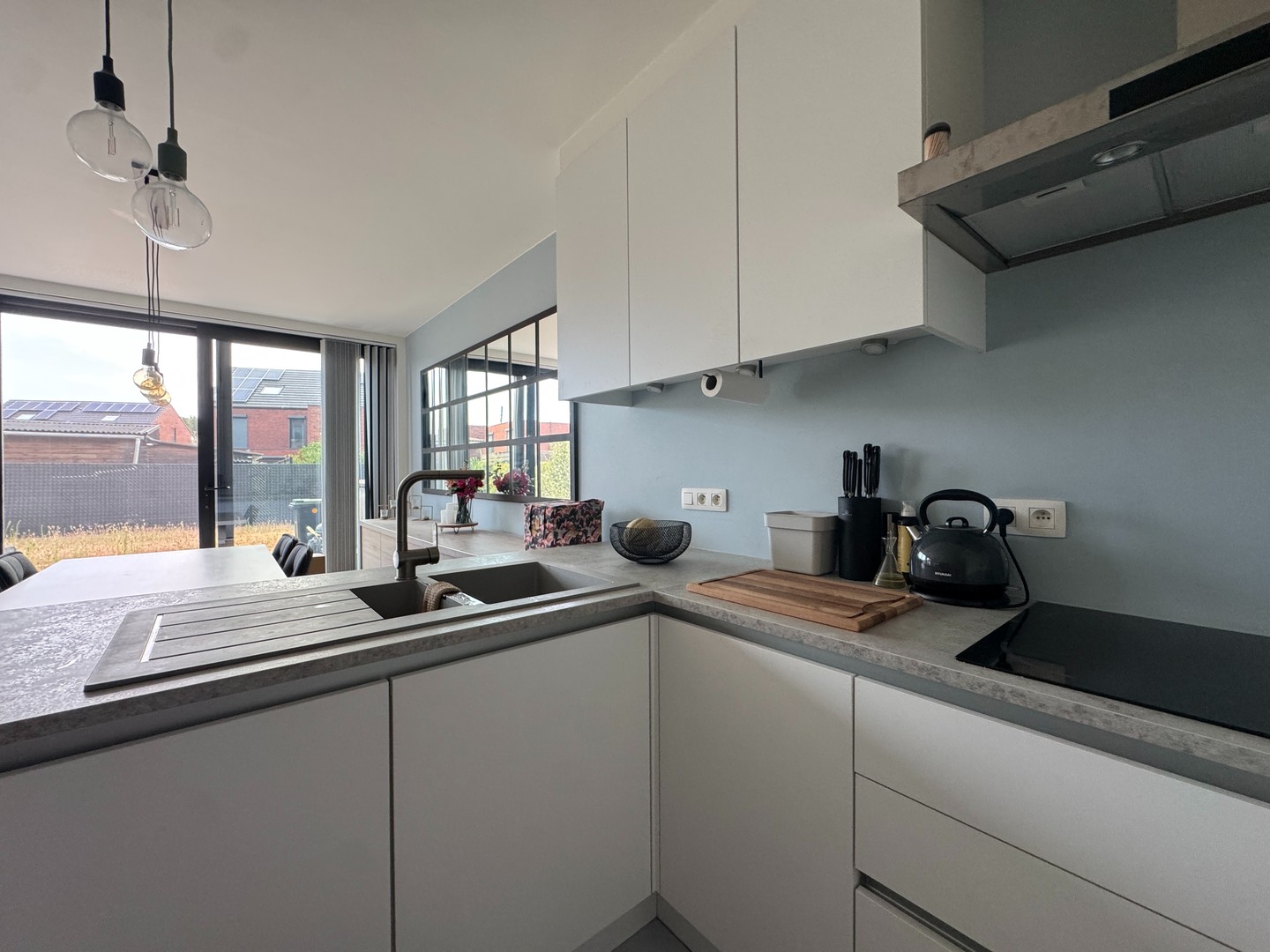 Modern appartement met privatieve tuin en ondergrondse parking - foto 5