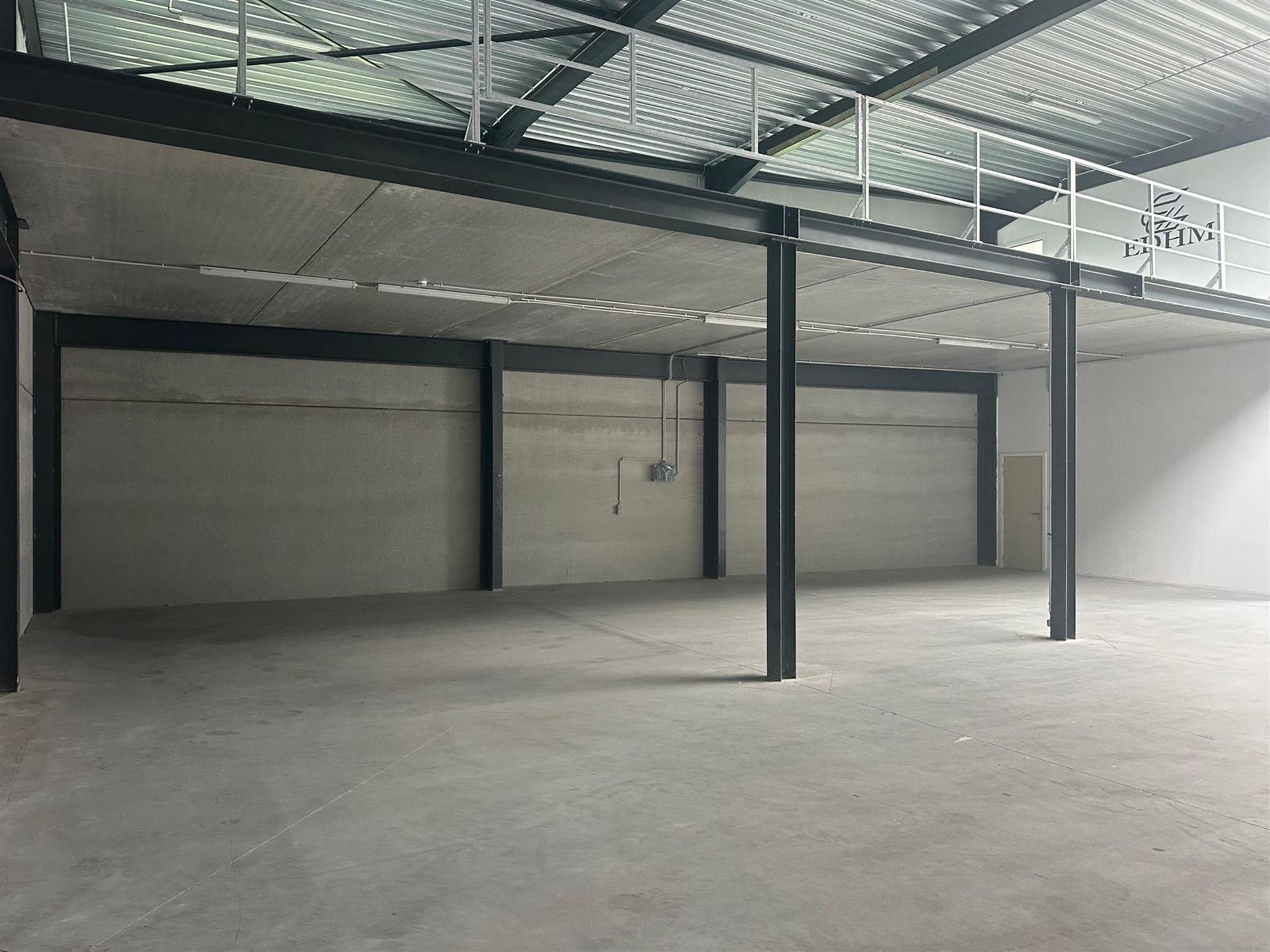 Commercial for rent in Lede - photo 4
