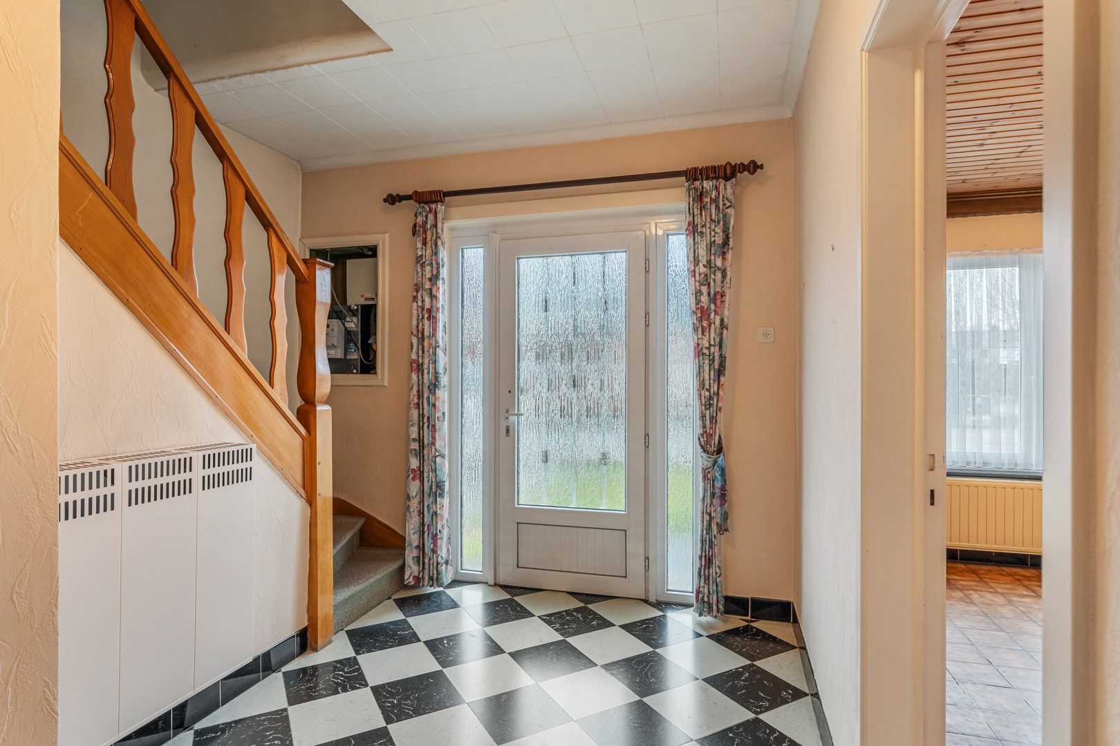 Te renoveren woning op leuke locatie! - foto 2