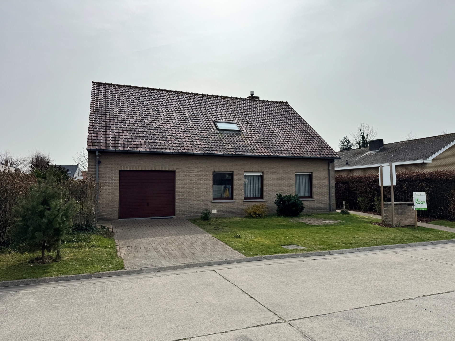 Alleenstaande instapklare gezinswoning met 5 slaapkamers zuidgerichte tuin en garage te Koekelare - foto 5