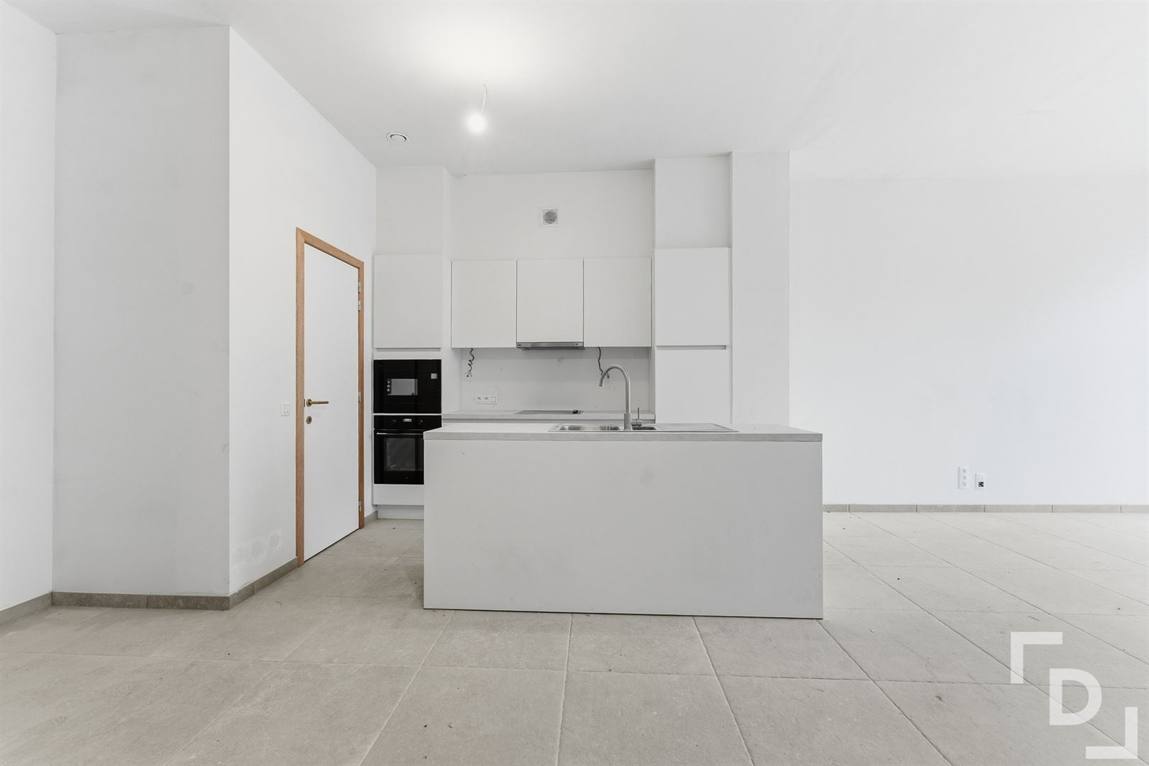 Apartment for sale in Ypres with 2 bedrooms - photo 4
