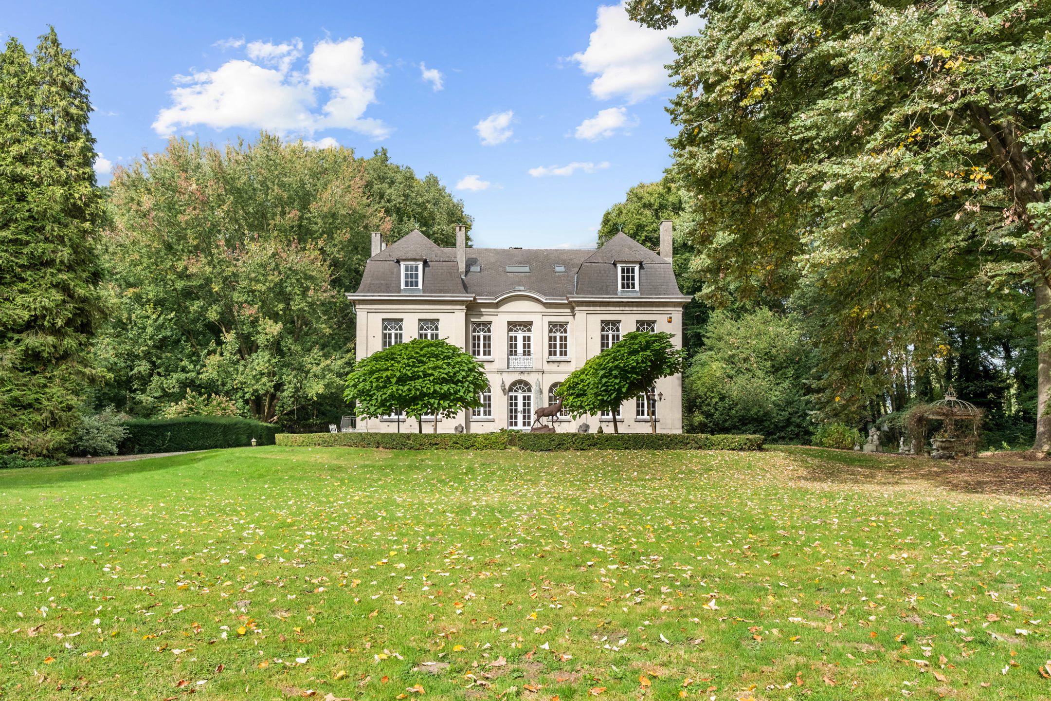 House for sale in Bernissart with 6 bedrooms - photo 1