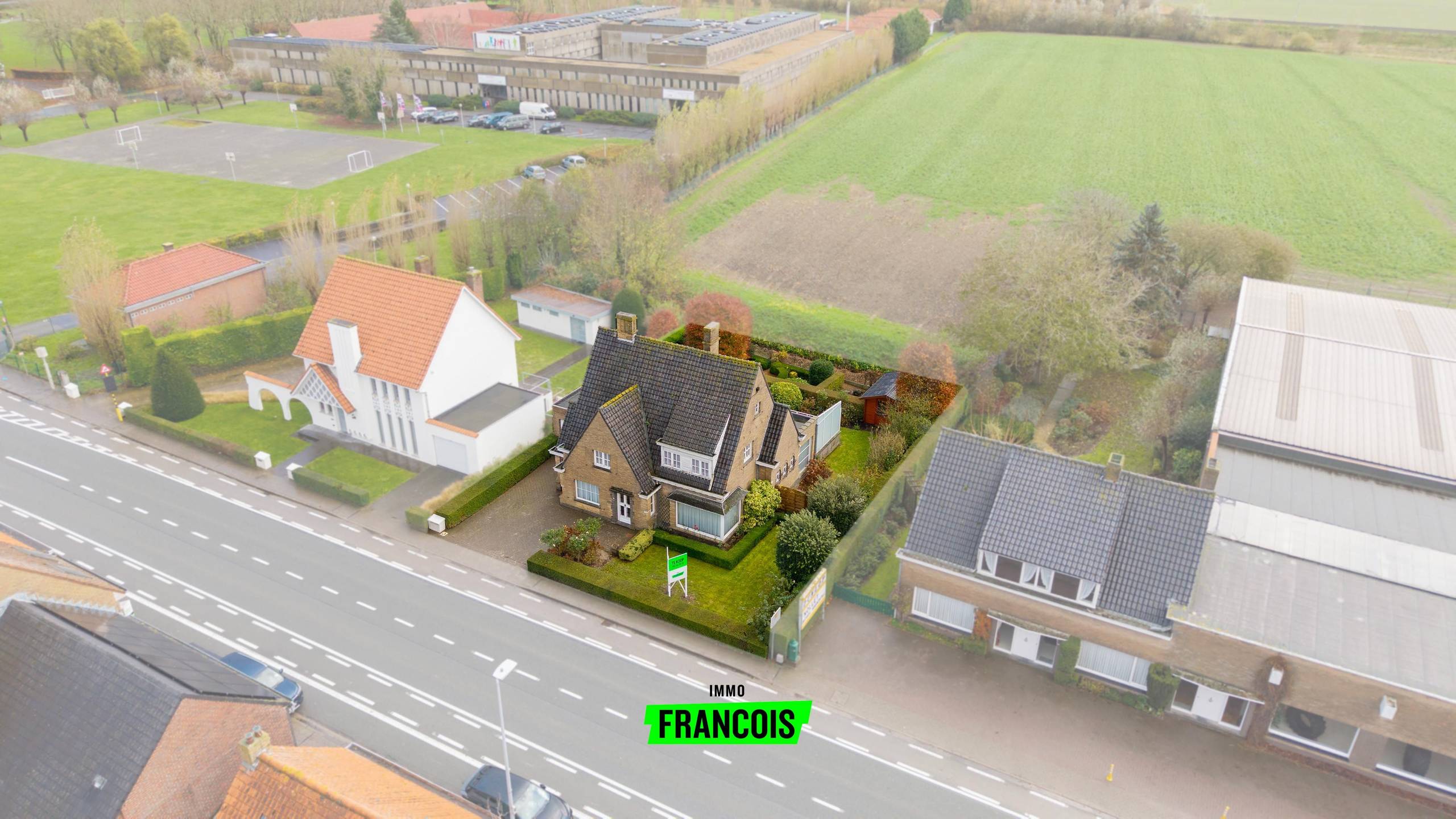 Maison à vendre à Dixmude avec 5 chambres - photo 2