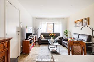 Bent u op zoek naar een verzorgde woning op een uitstekende locatie nabij Mechelen? Dan is deze gesloten bebouwing zeker een bezoek waard.Op het...