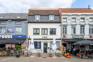 Unieke kans om een horecazaak over te nemen in het bruisende hart van Aalst, op het Vredeplein 13. Deze toplocatie geniet van een...