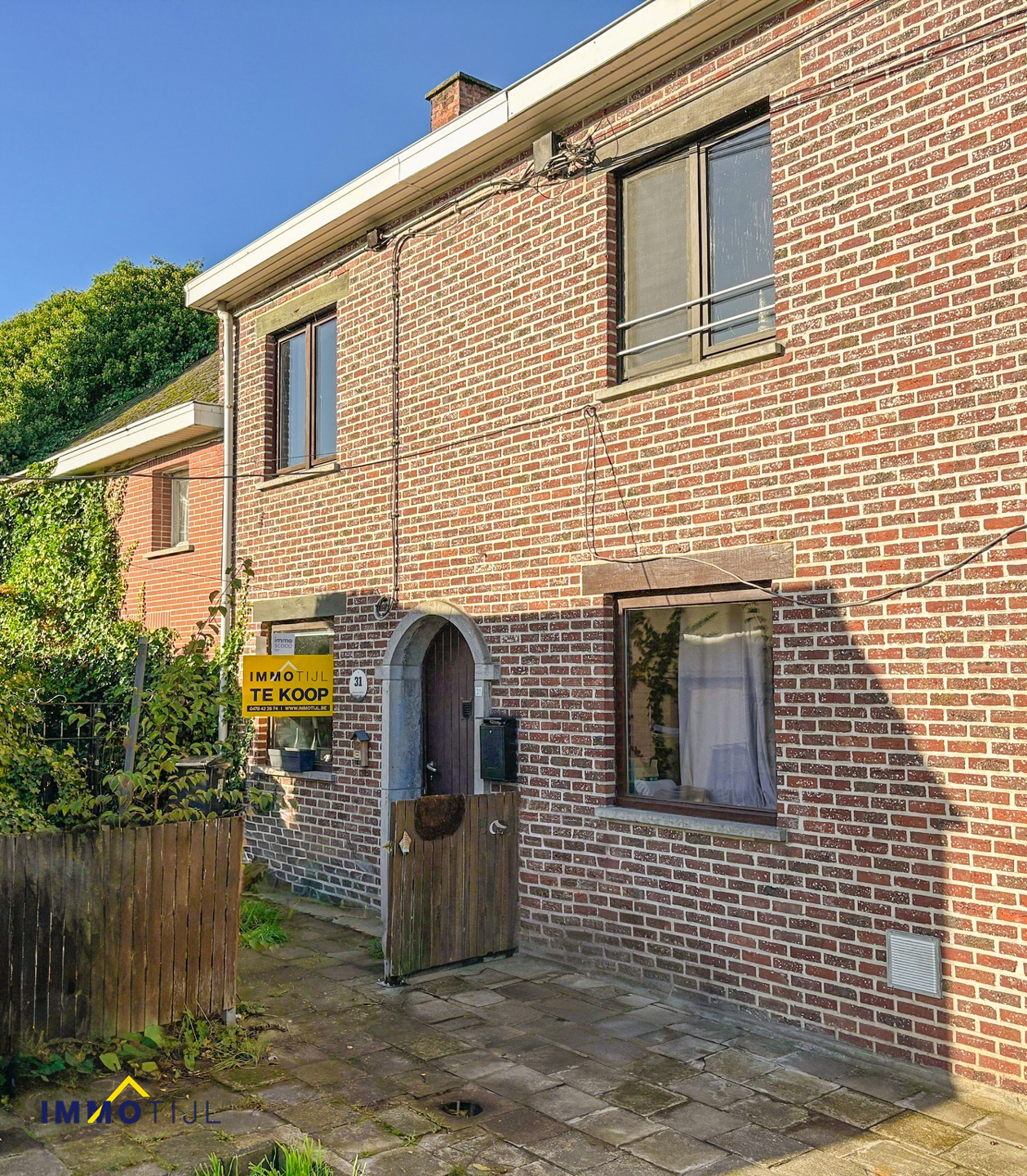 Af te werken woning met zonnige tuin in rustige omgeving! - foto 1