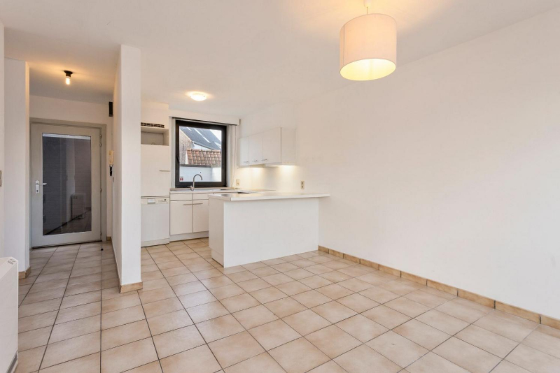 Rumbeke- Instapklaar appartement met garage - foto 4