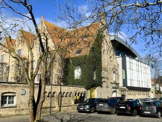 handels-/horeca-/bureelruimte in centrum Diksmuidegelegen in hartje Diksmuidein 't Polderpand op de 2de en 3de verdieping, lift in het...