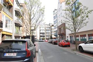 Goed gelegen autostaanplaats gelegen in het garagecomplex Arion. Vlakbij de Lippenslaan en makkelijk te bereiken. Deze autostaanplaats bevindt op...