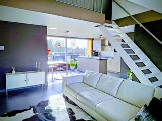 In de rustige Processieweg 31, een charmante éénrichtingsstraat parallel aan de Dorpsstraat, vindt u dit verzorgd en lichtrijk dakappartement...