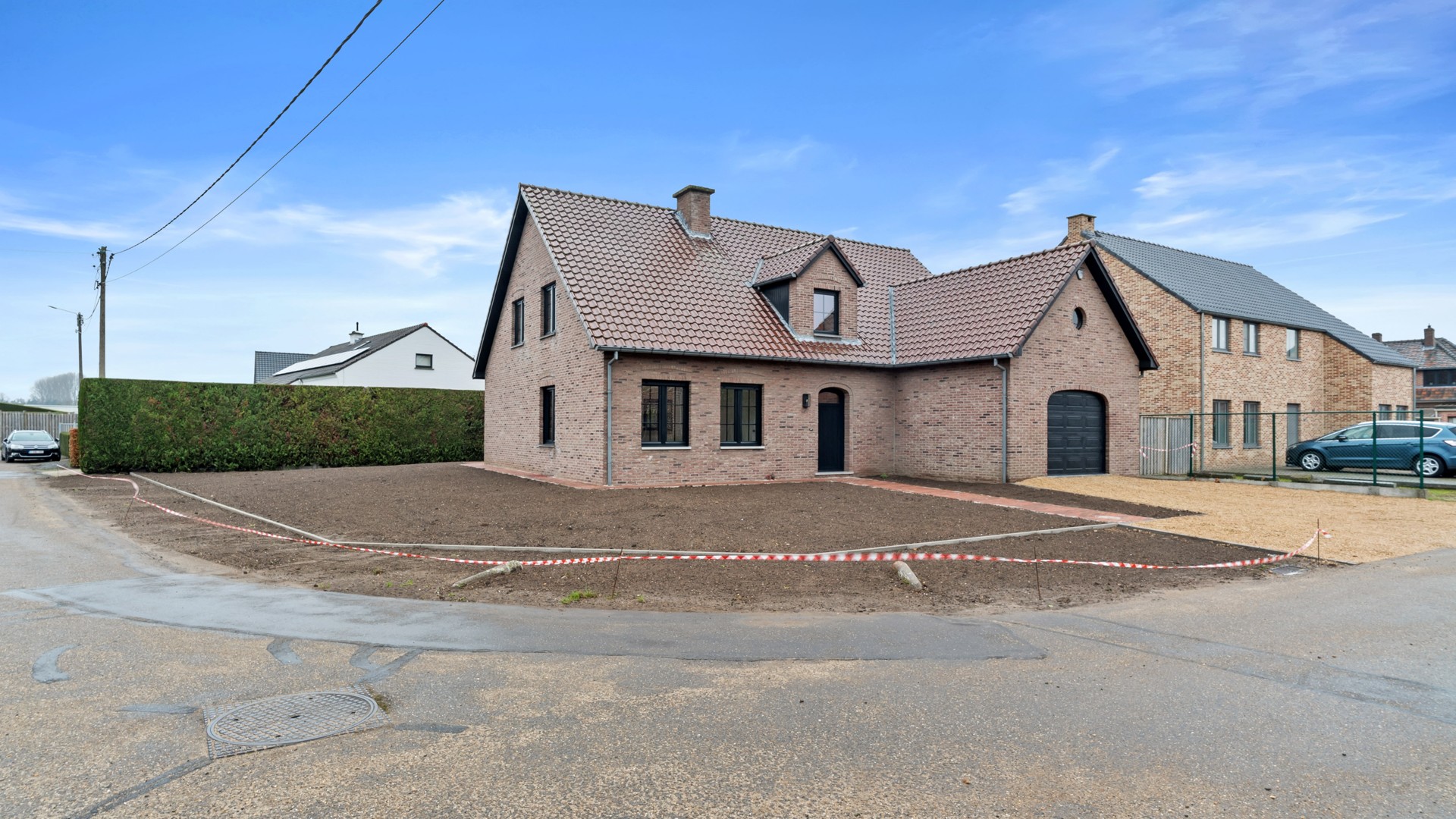 Ruime instapklare woning met 4 slaapkamers - photo 2